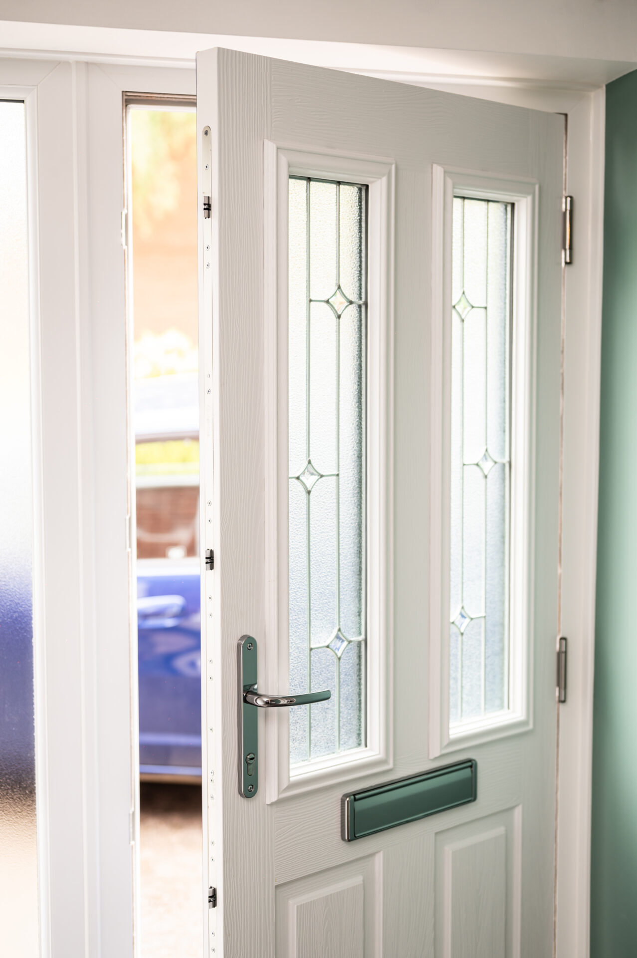 types of door locks : looking at a multipoint lock in a composite door